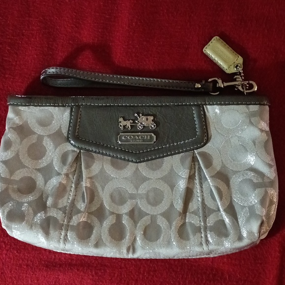 COACH purse - Picture 3 of 3